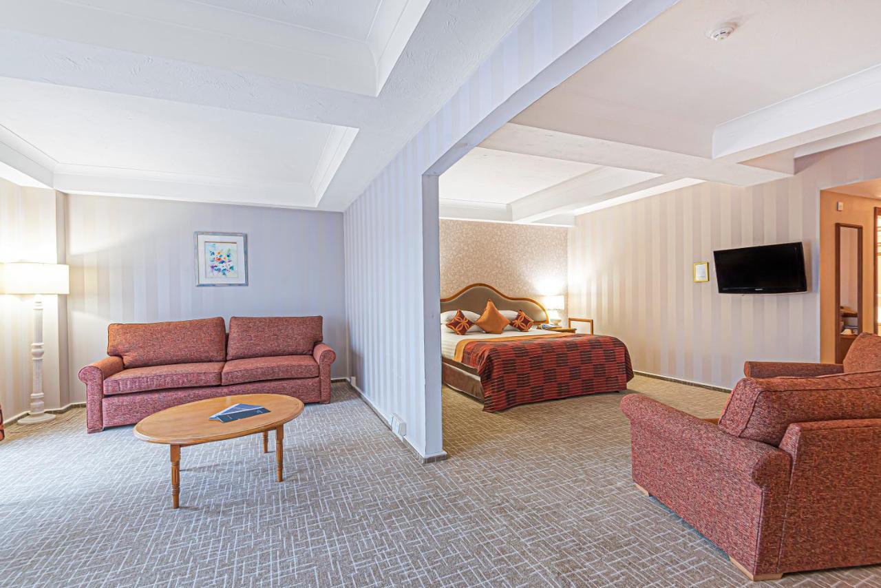 Coppid Beech Hotel Bracknell Exterior photo